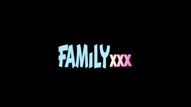 FamilyXXX - Juicy Big Ass MILF Stepmom Gets Pounded Hard And Deep (Jenna Starr)