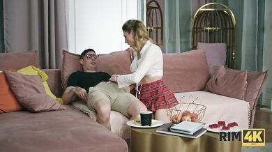RIM4K. Ass Eating Looks Great