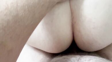 Cumming Deep Inside 30 Year Old Pregnant Wife - Raw Breeding Creampie - Dripping Close Up