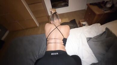 Tiny Hole in Leggings, Custom video for a Fan - Loula Lucky X Lucky Luke