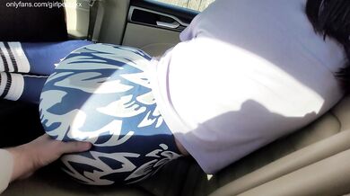 Hot Body in Super Tight Leggings Spanking and Touching