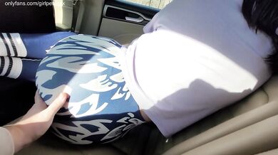 Hot Body in Super Tight Leggings Spanking and Touching