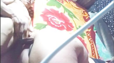 NADA MEJOR QUE LA VERGA GRANDE DE MI ESPOSO PARA CALMAR LA RABIA. ME ENCANTA SENTIR COMO SALE SU LECHE DE MI GRANDE VAGINA DESPUÉS DE DARME BIEN DURO