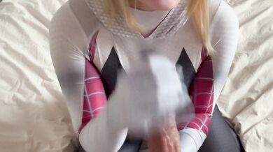 ASMR | Gwen Stacy’s real Superpowers (Spider Gwen cosplay, cum on face)