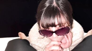 Japanese junior girlfriend‘s rich bolwjob and cum in mouth