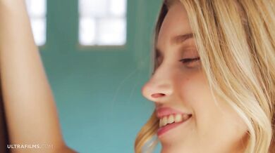 Two Gorgeous Girls Alissa Foxy and Freya Mayer Making Out in This Amazing Video