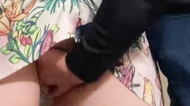 Fingering in Public Transport - No Panties Babe