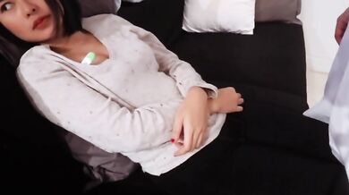 A doctor in France fucks a beautiful Thai woman