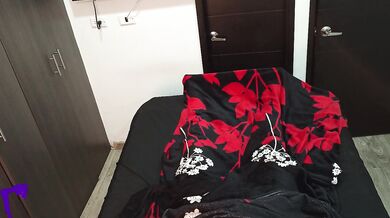 Housemaid MILF Latina amateur hot, cowgirl & doggystyle, blowjob, cum reveal, real homemade couple