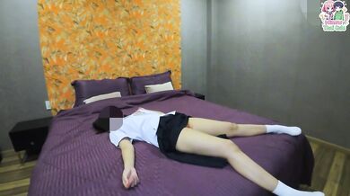 นักเรียนร่านขย่มเย็ดแฟนหนุ่มจนน้ำพุ่งเต็มกระโปง NiNew THai