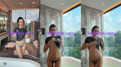 College Asian Thai Girl Shows Her Curvy Ass In Pants