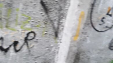 I cum in her mouth to the sound of rain in a public place - lesbian_illusion