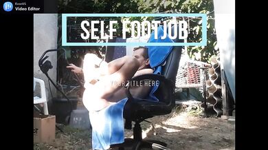 thai girlrecording farang self-footjob