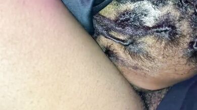 Pussy eating ( CLIT PUMP )