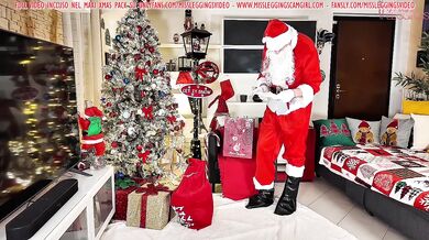 HORNY STEPMOM MIXES VIAGRA IN SANTA CLAUS'S MILK