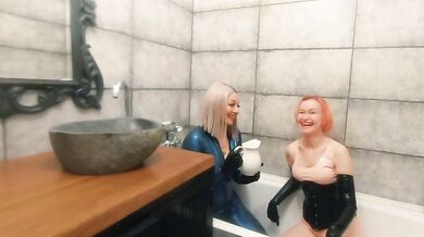 Bath relax in latex rubber with milk, romantic funny fetish video