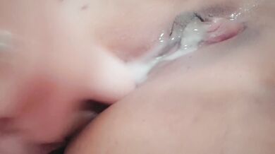 Please cum on my pussy and use it as lube to fuck my ass!