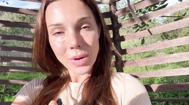 Tantric, intimate EYE CONTACT JOI
