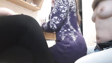 Played a truth or dare game until we started fucking - IkaSmokS