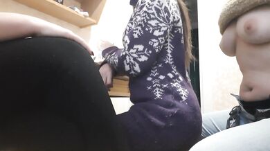 Played a truth or dare game until we started fucking - IkaSmokS