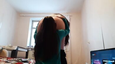 She greedily licks my ass when I make a hookah with Russian conversations - lesbian_illusion