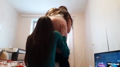 She greedily licks my ass when I make a hookah with Russian conversations - lesbian_illusion