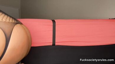 Face fucking (ball gag dildo) "SLUTMAS"