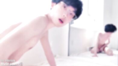 Slender twink dom helps cuckold to dredge and lubricate his wife's vagina onlyfans