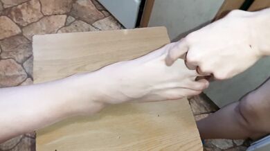 Fucked her girlfriend with a toe in the kitchen. Lesbian foot fetish with loud moans - IkaSmokS