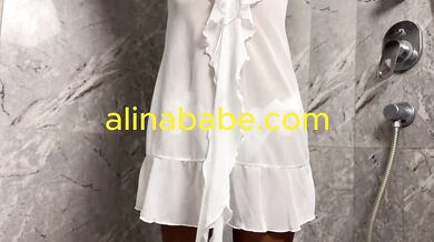 Amateur Party Diva Got Herself In Shower With Her Panties