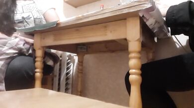 2 weeks of self-isolation turned the apartment into a trachodrome. Russian Conversations - lesbian_illusion