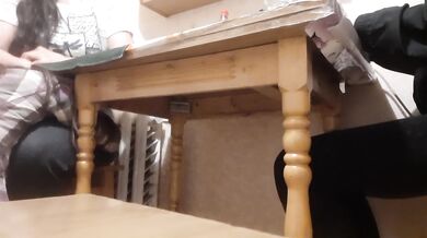 2 weeks of self-isolation turned the apartment into a trachodrome. Russian Conversations - lesbian_illusion