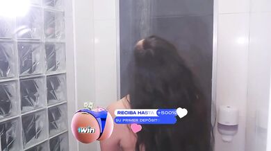 Stepsister catches me with my boyfriend - JENIFER PLAY
