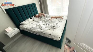 "Stepsis, be quiet!" Fucking while parents are home POV