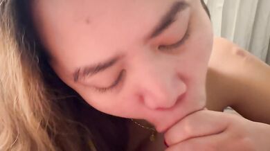 Thai slut licking ass and giving a cock blow job