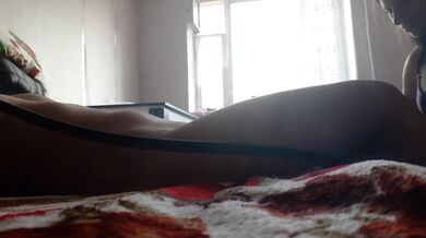 She fucks me even when I smoke a hookah, but it turns me on even more.