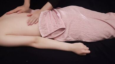 MASSAGE SESSION IN JAPAN