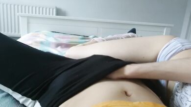 makes her girlfriend cum hard || real lesbian intimate sex