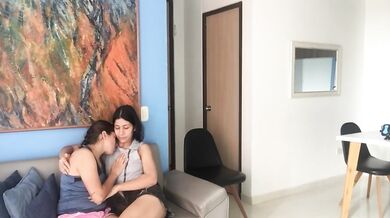 In a friend's apartment we get horny with my girlfriend