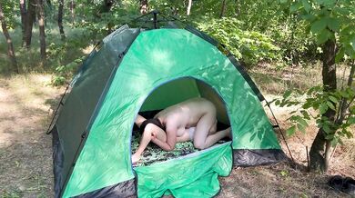 Fucked in 69 position in a tent in the forest - Ikasmoks
