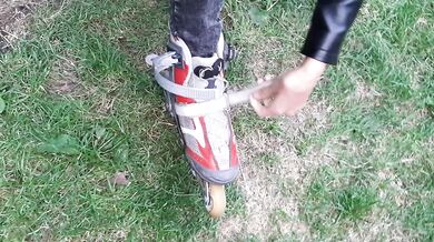 I paid the coach with sex for a roller skating lesson with dirty russian talk - Lesbian_illusion