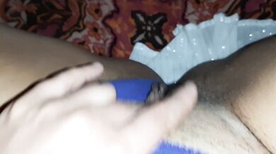 I jerk off my pussy to my girlfriend who jerks off her pussy on a porn video - Lesbian_illusion