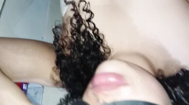 The messiest blowjob in the world, the bitch left everything covered in goo, to masturbate and mistreat the cuckold's dick with her quick handjob.
