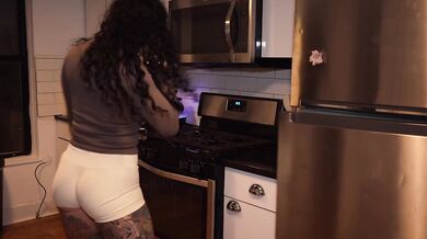 Next Door Temptation: When the New Neighbor is Too Hot to Resist. Labelladiabla x Bianca Bailee