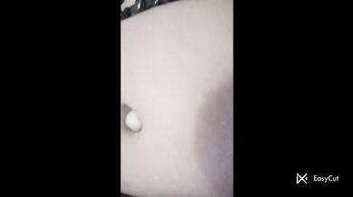 belly buttons makes me cum
