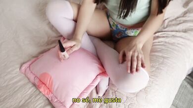 Hermanastra me enseña cómo besar me seduce y me folla