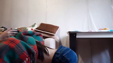 My two girlfriends take turns licking my pussy - Lesbian_illusion