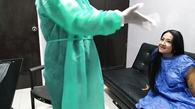 la ginecóloga es muy buena con sus manos me hace extasiar de placer mi coño húmedo