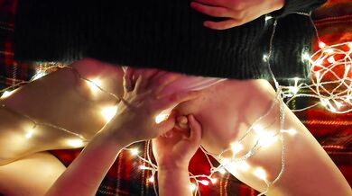 Cozy Christmas Eve fun for sweet Daisy | gentle lesbians