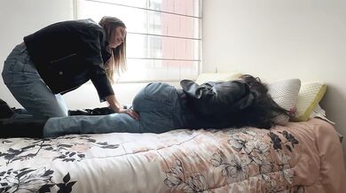The two friends fuck in leather jackets